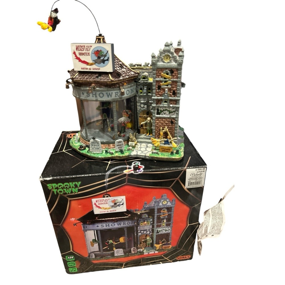 Lemax Spooky Town Wicked Fast Broomsticks RETIRED Witches Movement & Lights READ